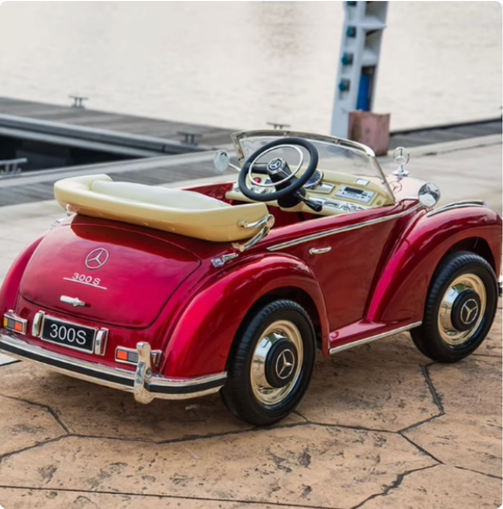 Mercedes Benz 300S vintage children's electric car (CC15)