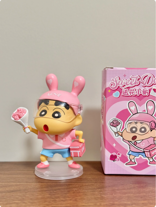 Crayon Shin-chan cute figurine limited Valentine's Day gift · magnetic helmet AA25