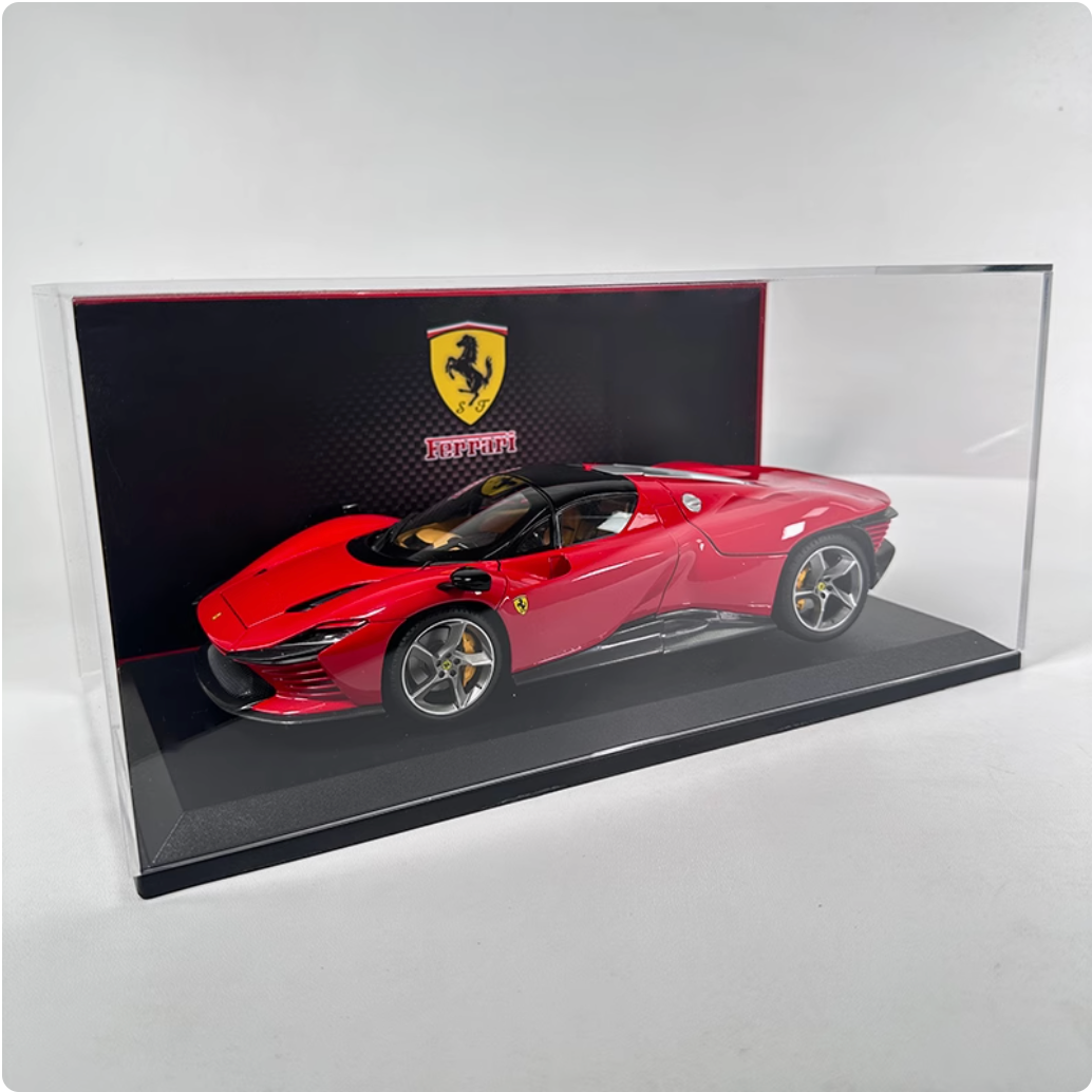 1:18 Ferrari SP3 White Overseas Edition + Background Dust Cover BB25