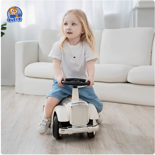 Retro Children's Scooter (EE7)