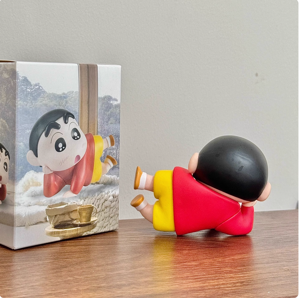Shinchan Lie down classic hand-made cute desktop car ornaments gift doll gift 10cm (AA20)