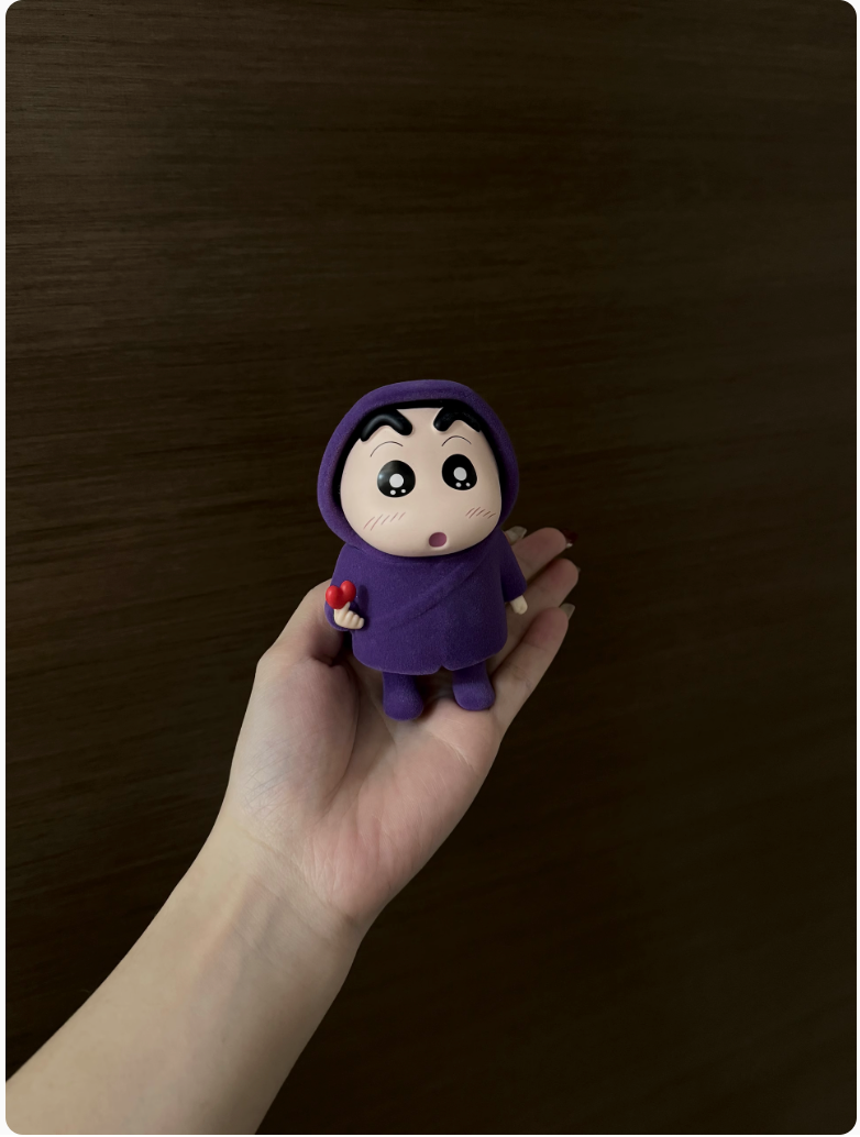 Crayon Shin-chan flocked heart raincoat figure trendy doll AA1
