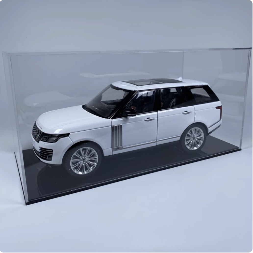 1:18 Range Rover Model car  + dust cover BB23